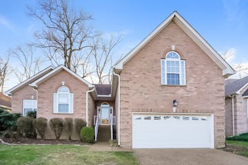 4813 Peninsula Pointe Dr Hermitage, TN 37076